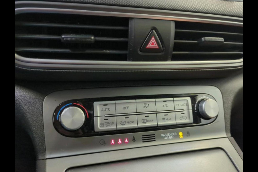 Hyundai Kona Aut EV Fashion 64kWh | Navi | Camera | LED