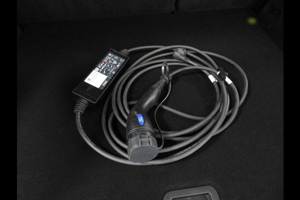 Ford Kuga 2.5 PHEV Plug-In Titanium X TREKH./NAVI/CAMERA/LED/B&O/18"LMV!