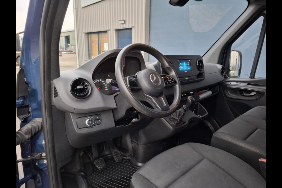 Mercedes-Benz Sprinter 311 CDI GB L2 FWD Functional 3.5T / AIRCO / CAMERA / 3 ZITS / DEALER ONDERHOUDEN / NAVI