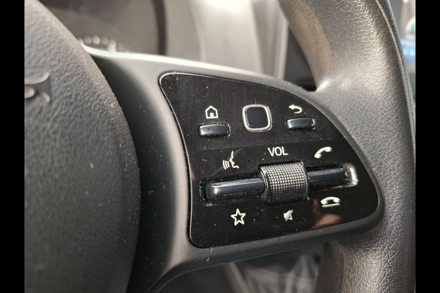 Mercedes-Benz Sprinter 311 CDI GB L2 FWD Functional 3.5T / AIRCO / CAMERA / 3 ZITS / DEALER ONDERHOUDEN / NAVI