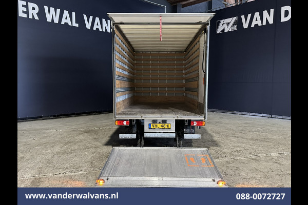 Peugeot Boxer 2.2 BlueHDi 141pk Bakwagen Laadklep Zijdeur Euro6 Airco | Camera | Cruisecontrol | 937kg laadvermogen Bijrijdersbank