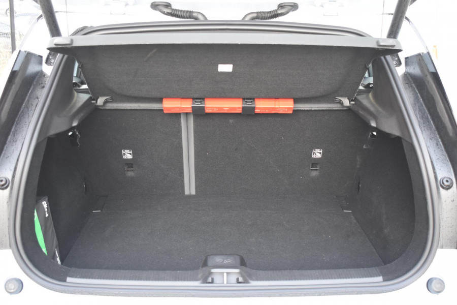 Volvo EX30 272PK Single Motor Extended Range Plus 69 kWh / Adaptieve Cruise Control/ Dodehoek Detectie / Parkeersensoren/ Achteruitrijcamera/ Warmtepomp/ Google Services/