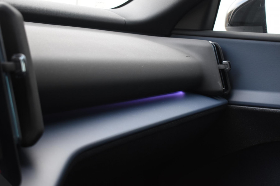 Volvo EX30 272PK Single Motor Extended Range Plus 69 kWh / Adaptieve Cruise Control/ Dodehoek Detectie / Parkeersensoren/ Achteruitrijcamera/ Warmtepomp/ Google Services/