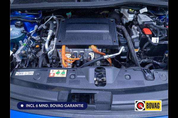 Peugeot e-2008 EV Allure 50 kWh | Panoramadak | Navigatie | Stoelverwarming | Adap. Cruise | All season banden, Camera, 18" LMV