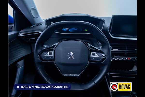 Peugeot e-2008 EV Allure 50 kWh | Panoramadak | Navigatie | Stoelverwarming | Adap. Cruise | All season banden, Camera, 18" LMV