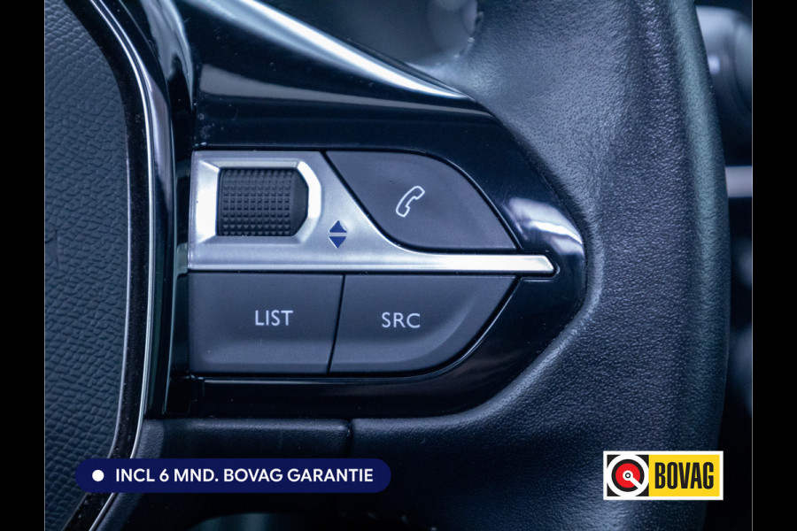 Peugeot e-2008 EV Allure 50 kWh | Panoramadak | Navigatie | Stoelverwarming | Adap. Cruise | All season banden, Camera, 18" LMV