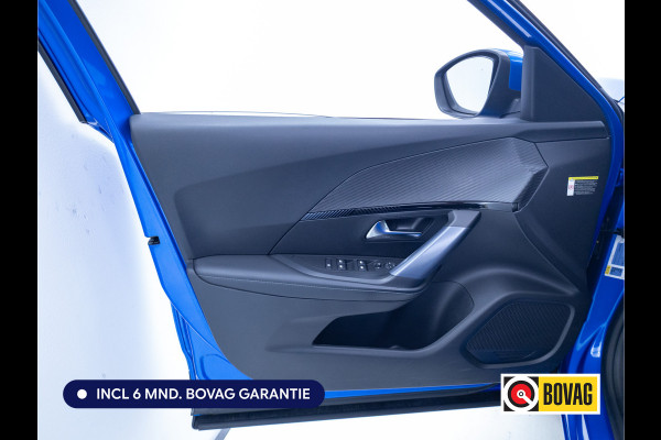 Peugeot e-2008 EV Allure 50 kWh | Panoramadak | Navigatie | Stoelverwarming | Adap. Cruise | All season banden, Camera, 18" LMV