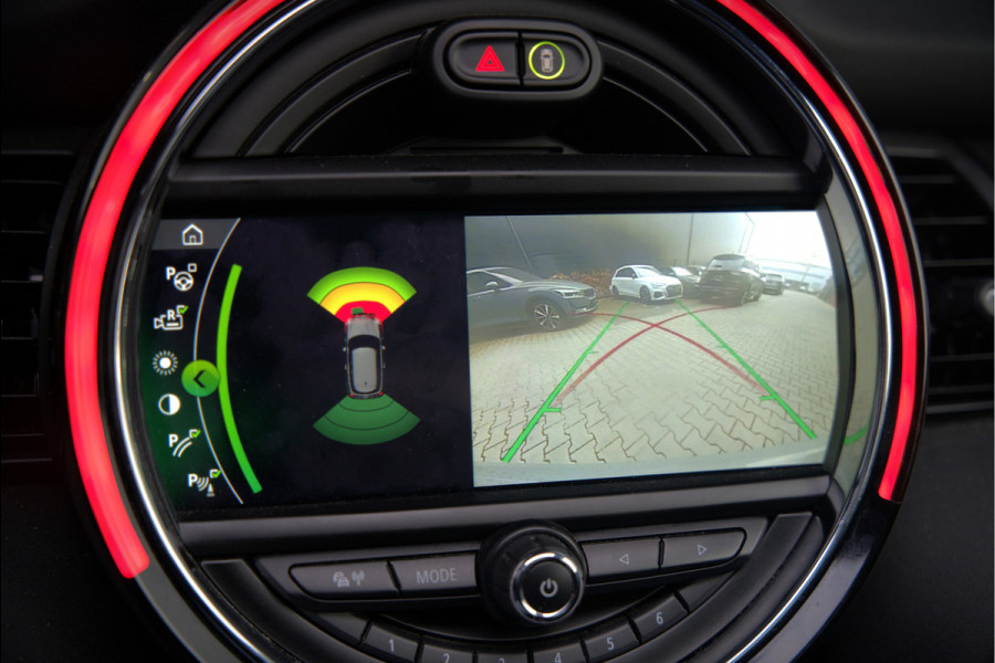 MINI Mini Electric Yours 33 kWh | Panoramadak | Harman Kardon | Head-Up Display | Union Jack | Black Pack | BTW | Stoelverwarming | Keyless | Apple Carplay | Navigatie | Camera | Parkeersensoren | Warmtepomp | Leer | Cruise