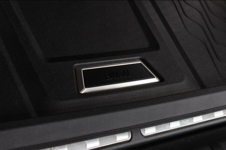 BMW X5 XDrive45e M-Sport *Pano*B&W*Massage*Head-Up*