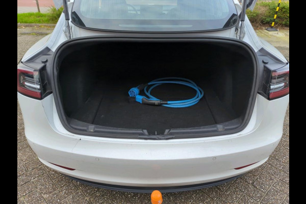 Tesla Model 3 Range Plus | Trekhaak | Autopilot | Panorama | Leder |