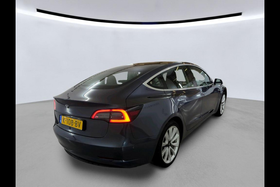 Tesla Model 3 Range Plus | Autopilot | Panorama | Leder | 19 Inch |