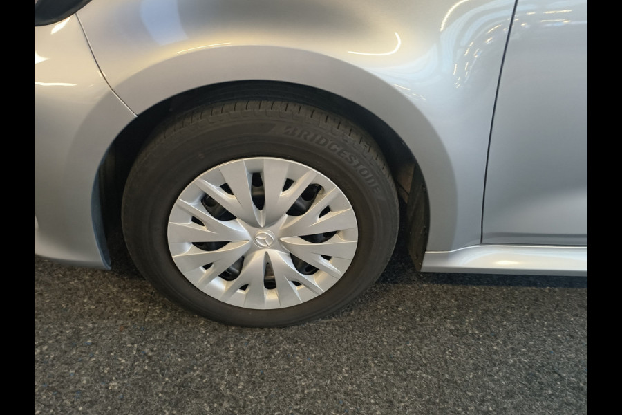 Mazda 2 Hybrid 1.5 Prime-line uit 2024 Rijklaar + 12 maanden Bovag-garantie Henk Jongen Auto's in Helmond,  al 50 jaar service zoals 't hoort!