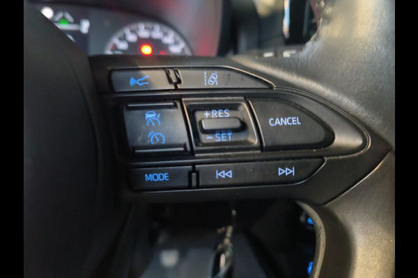 Mazda 2 Hybrid 1.5 Prime-line uit 2024 Rijklaar + 12 maanden Bovag-garantie Henk Jongen Auto's in Helmond,  al 50 jaar service zoals 't hoort!