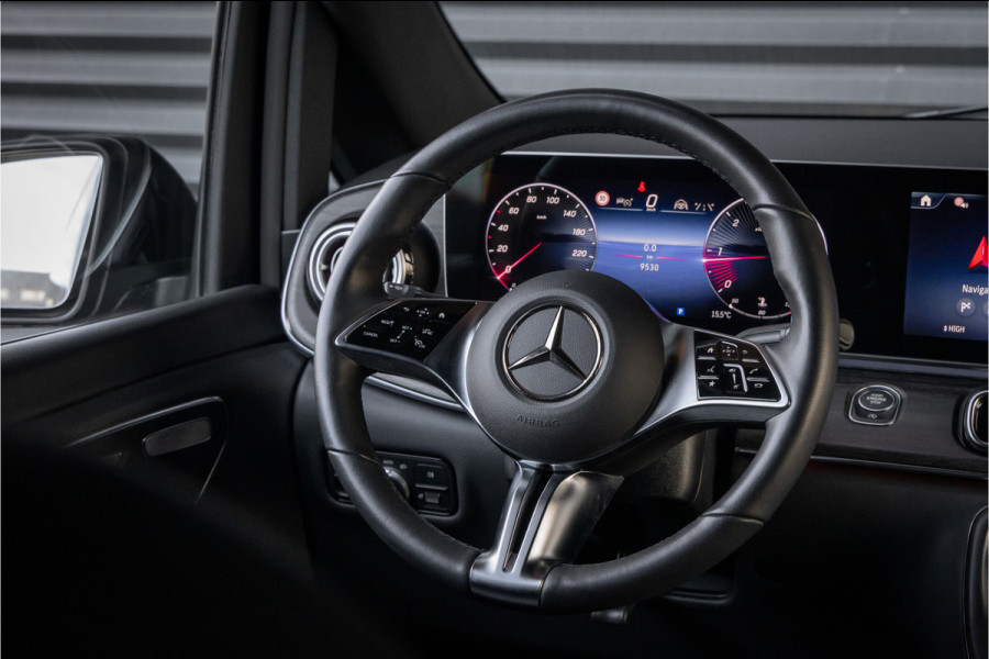 Mercedes-Benz V-Klasse 300d 4 Matic XL DC AMG-Line - Distronic