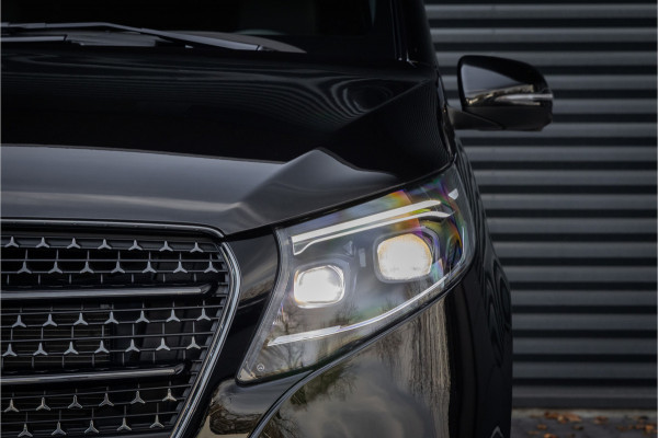 Mercedes-Benz V-Klasse 300d 4 Matic XL DC AMG-Line - Distronic