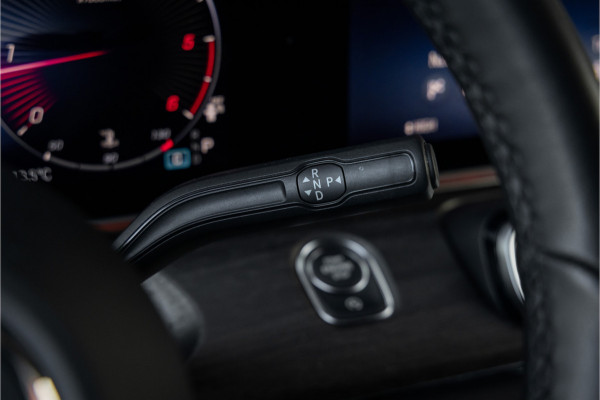 Mercedes-Benz V-Klasse 300d 4 Matic XL DC AMG-Line - Distronic