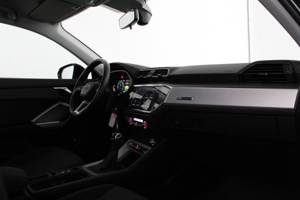 Audi Q3 Sportback 45 TFSI e Edition > 245pk/Plug-in Hybride/18inch/Mythos Black/MMI Navigation Plus