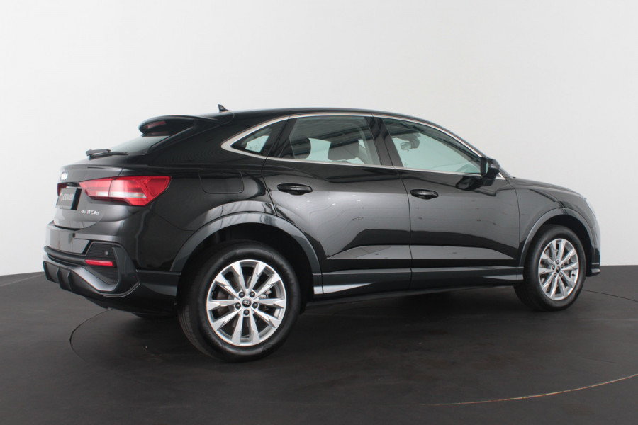 Audi Q3 Sportback 45 TFSI e Edition > 245pk/Plug-in Hybride/18inch/Mythos Black/MMI Navigation Plus