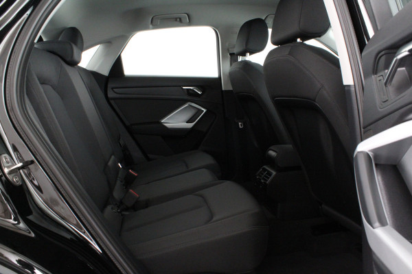 Audi Q3 Sportback 45 TFSI e Edition > 245pk/Plug-in Hybride/18inch/Mythos Black/MMI Navigation Plus