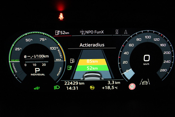 Audi Q3 Sportback 45 TFSI e Edition > 245pk/Plug-in Hybride/18inch/Mythos Black/MMI Navigation Plus