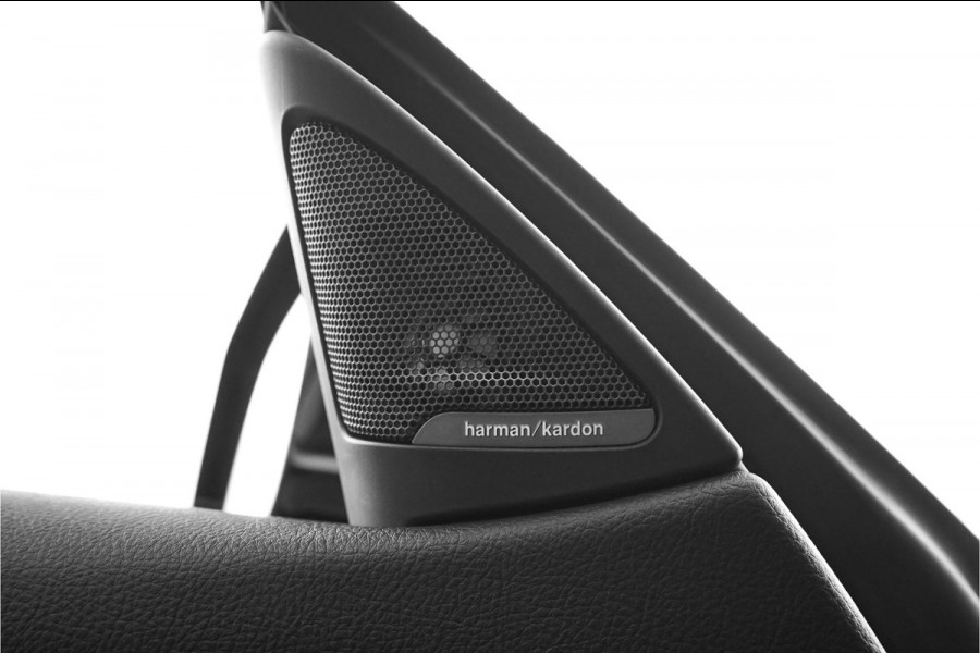 BMW 4 Serie Cabrio 440i M-Sport Nekverwarming H/K Trekhaak 19"