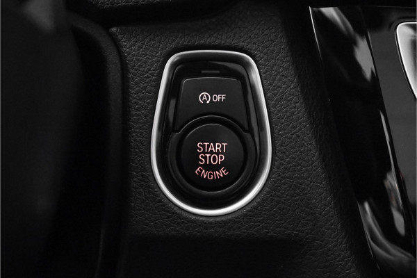 BMW 4 Serie Cabrio 440i M-Sport Nekverwarming H/K Trekhaak 19"