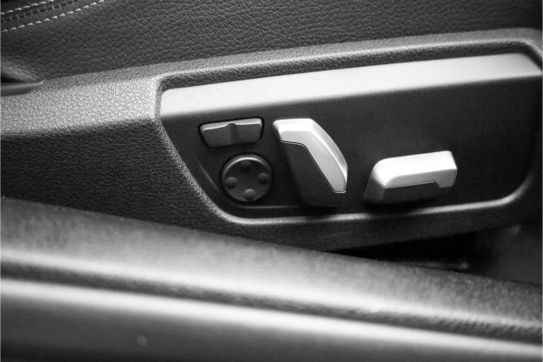 BMW 4 Serie Cabrio 440i M-Sport Nekverwarming H/K Trekhaak 19"