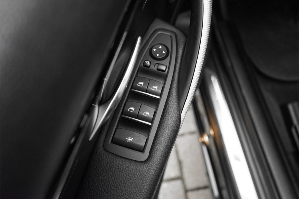 BMW 4 Serie Cabrio 440i M-Sport Nekverwarming H/K Trekhaak 19"