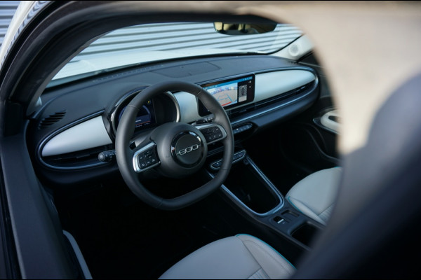 Fiat 600 1.2 Hybrid La Prima Automaat LEDER | CLIMA | MEEST LUXE!