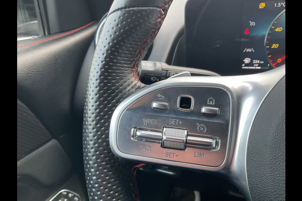 Mercedes-Benz Glb 7-Pers 180 AMG Line 7-Pers Pano Trekhaak Stoelverw Led NL-Auto |AMG!|