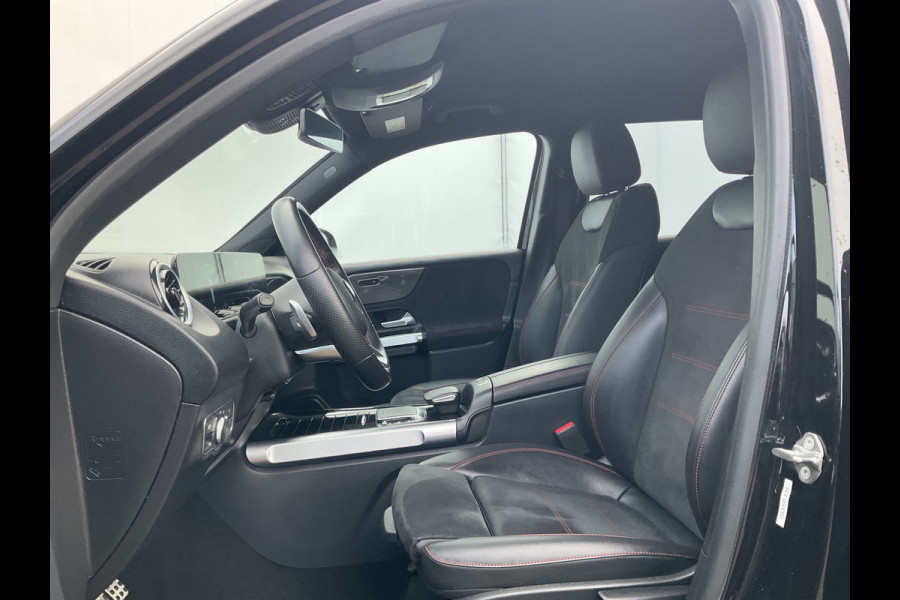 Mercedes-Benz Glb 7-Pers 180 AMG Line 7-Pers Pano Trekhaak Stoelverw Led NL-Auto |AMG!|