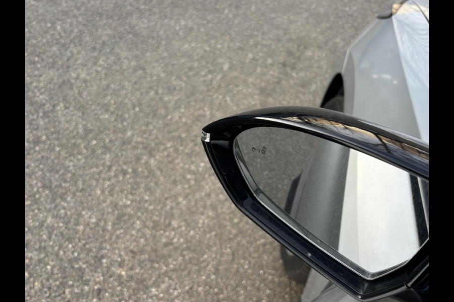 MG Mg4 electric Luxury 64 kWh LONG RANGE | SOH 97%|6.000KM! | DEALER ONDERHOUDEN| 7 JAAR GARANTIE BIJ MG| SUPER COMPLETE AUTO| RONDOMZICHT CAMERA| STOEL+ STUUR VERWARMING| DODE HOEK