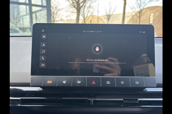 MG Mg4 electric Luxury 64 kWh LONG RANGE | SOH 97%|6.000KM! | DEALER ONDERHOUDEN| 7 JAAR GARANTIE BIJ MG| SUPER COMPLETE AUTO| RONDOMZICHT CAMERA| STOEL+ STUUR VERWARMING| DODE HOEK