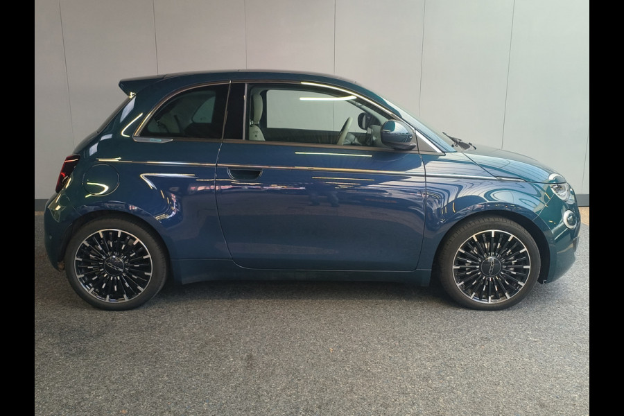Fiat 500 La Prima 42 kWh Rijklaar Henk Jongen Auto's in Helmond,  al 50 jaar service zoals 't hoort!