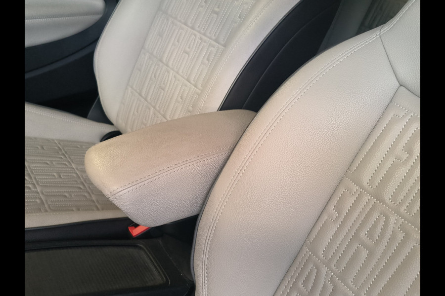 Fiat 500 La Prima 42 kWh Rijklaar Henk Jongen Auto's in Helmond,  al 50 jaar service zoals 't hoort!