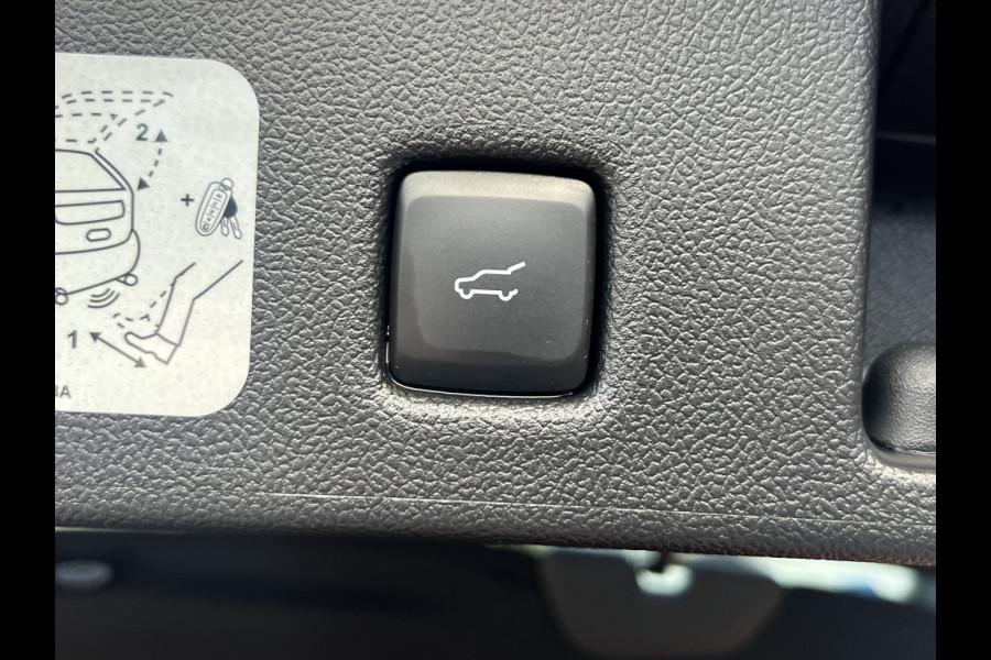 Ford Kuga 1.5 EcoB. Titanium X TTREKHAAK/WINTERPACK/18INCH LMV etc.