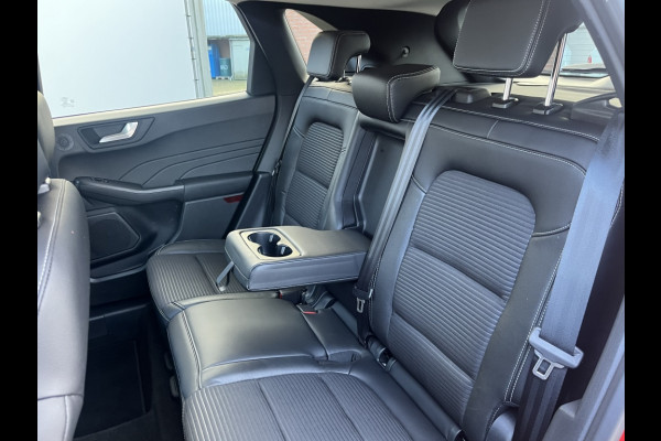 Ford Kuga 1.5 EcoB. Titanium X TTREKHAAK/WINTERPACK/18INCH LMV etc.