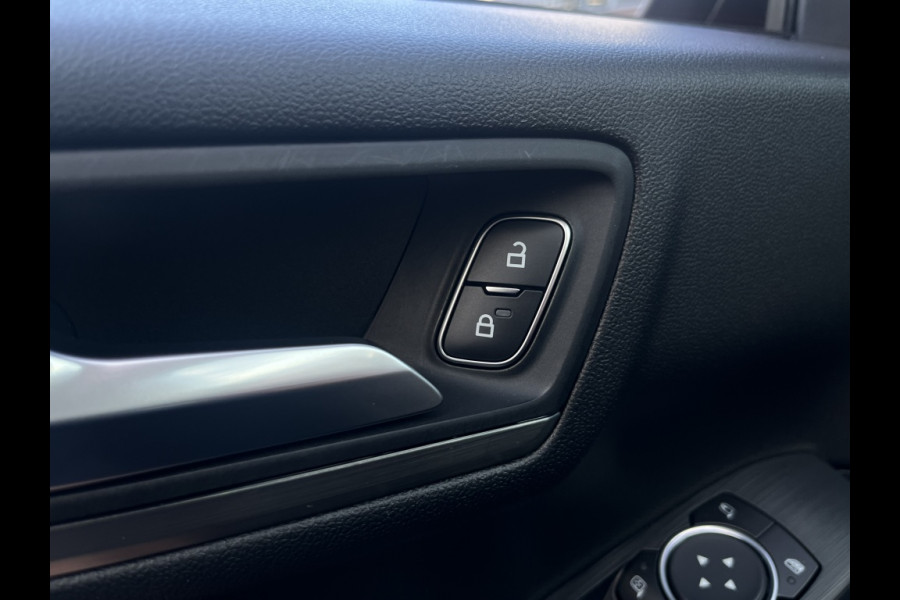 Ford Kuga 1.5 EcoB. Titanium X TTREKHAAK/WINTERPACK/18INCH LMV etc.