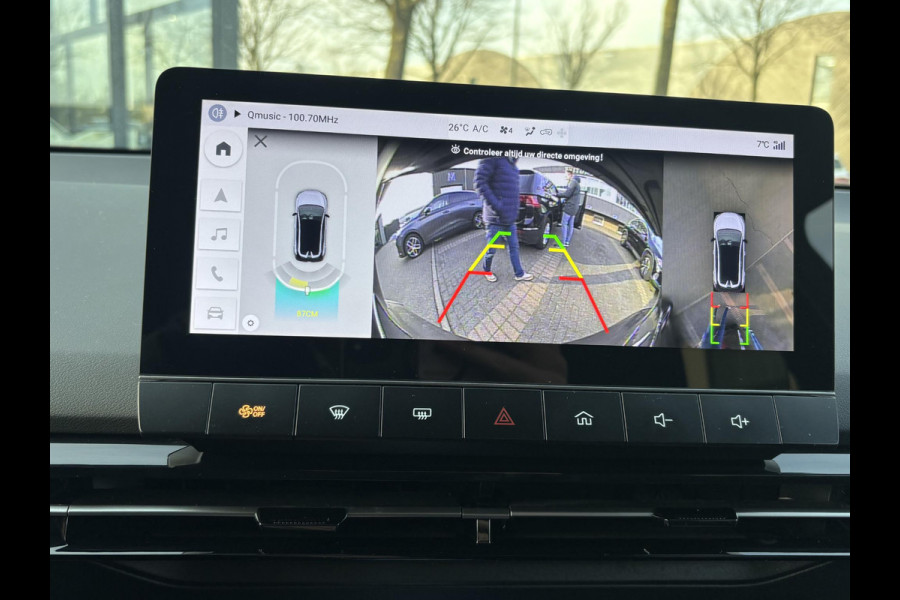 MG Mg4 electric Luxury 64 kWh |LONG RANGE | SOH 97%|14.000KM! | DEALER ONDERHOUDEN| 7 JAAR GARANTIE BIJ MG| SUPER COMPLETE AUTO| RONDOMZICHT CAMERA| STOEL+ STUUR VERWARMING| DODE HOEK