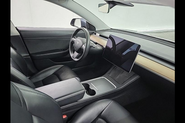 Tesla Model 3 Aut. Range Dual AWD | Autopilot | Panorama | Leder | 19 Inch |