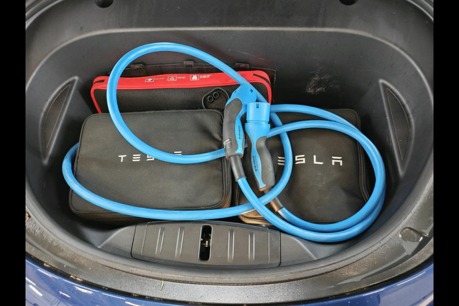 Tesla Model 3 Long Range Dual AWD | Trekhaak | Autopilot | Panorama | Leder | 19 Inch |