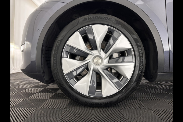 Tesla Model Y Long Range AWD 75 kWh [ 3-Fase ] {SOH-87%} (INCL-BTW) Aut. *PANO | AUTO-PILOT | LEATHER | NAVI-FULLMAP | MATRIX-LED | KEYLESS | CAMERA | DAB+ | HEATED-COMFORTSEATS | PRIVACY-GLASS | TOPVIEW |  19''ALU*
