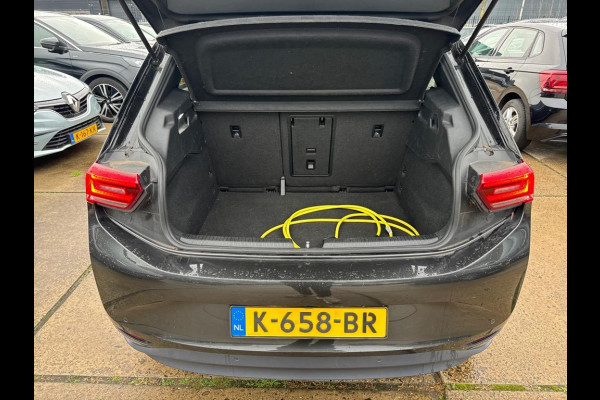Volkswagen ID.3 First Plus 58 kWh | IQ-Light | Camera | Carplay |