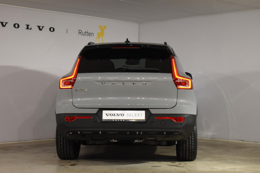 Volvo EX40 Single Motor Extended Range Plus 82 kWh / Lounge Pakket / Extra getint glas / 360 Camera / 20'' velgen / Panoramadak / Zwart dak / Harman Kardon / Microtech/Nubuck