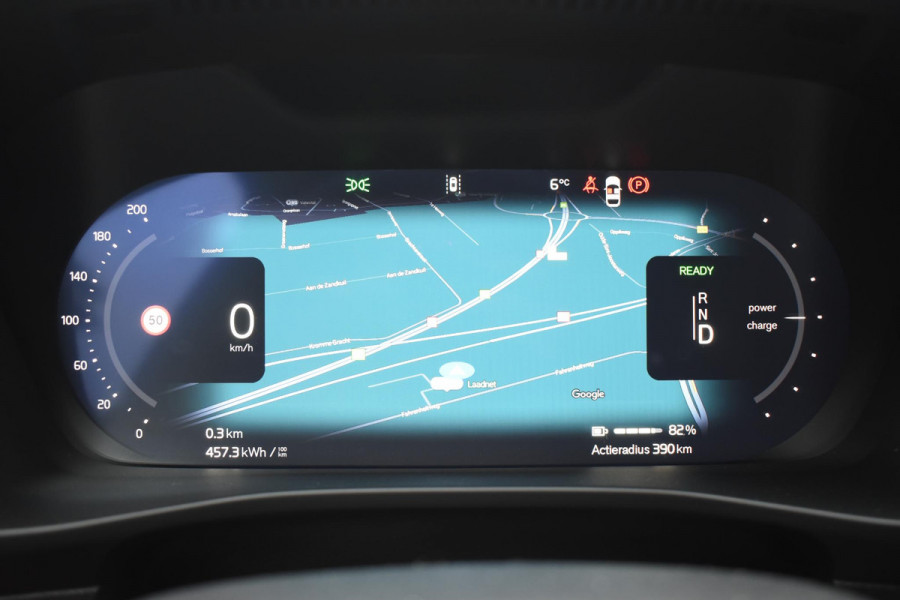 Volvo EX40 Single Motor Extended Range Plus 82 kWh / Lounge Pakket / Extra getint glas / 360 Camera / 20'' velgen / Panoramadak / Zwart dak / Harman Kardon / Microtech/Nubuck