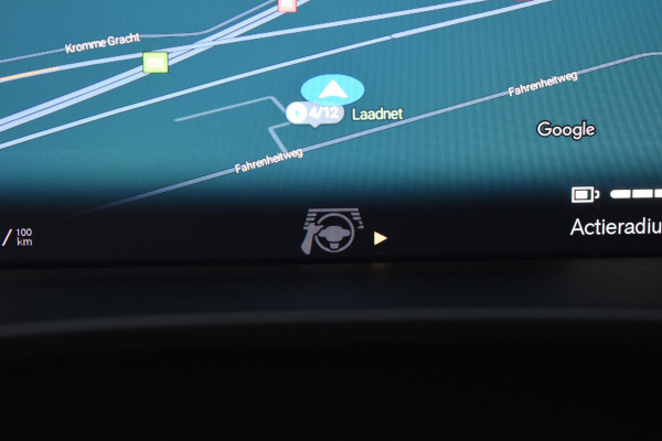 Volvo EX40 Single Motor Extended Range Plus 82 kWh / Lounge Pakket / Extra getint glas / 360 Camera / 20'' velgen / Panoramadak / Zwart dak / Harman Kardon / Microtech/Nubuck