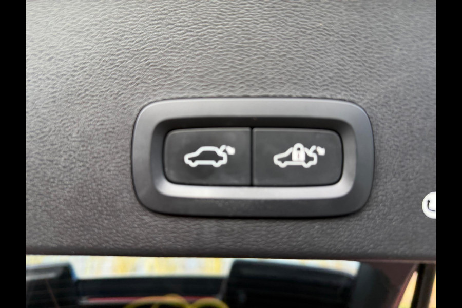 Volvo XC40 1.5 T5 Twin Engine Plugin Hybride Inscription Panoramdak Leer Navi Harman-Kardon