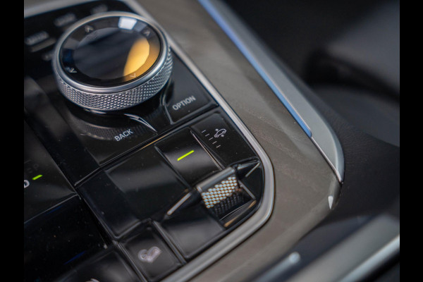 BMW X5 XDrive45e Executive / M-sport / 4ws / 360 / Laser / ACC / Luchtvering / HUD