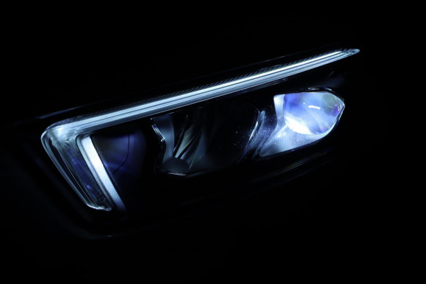 Mercedes-Benz A-Klasse 220 AMG Line / PANO / CAMERA / ALCANTARA / DODEHOEK / WIDE SCREEN