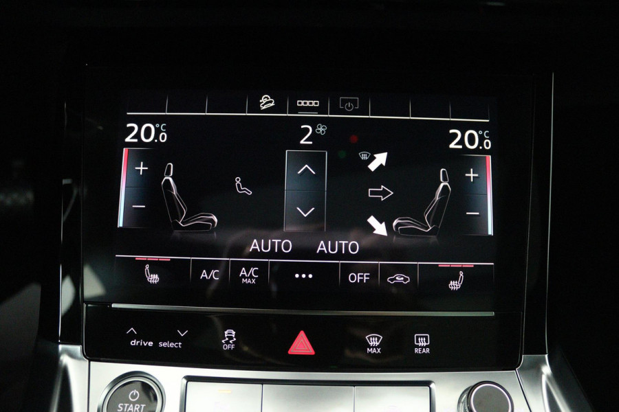 Audi e-tron Sportback 50 quattro S edition 71 kWh (PANORAMADAK, STOELVERWARMING, CAMERA, CARPLAY, ELEKT. STOELEN)